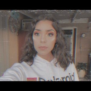 Meet your Posher, Hillary